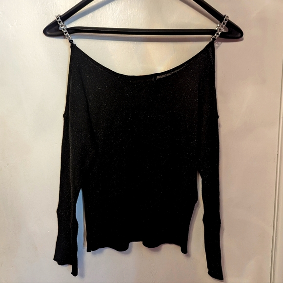 Medium Black Chain Link Openshoulder Sweater - Picture 2 of 2